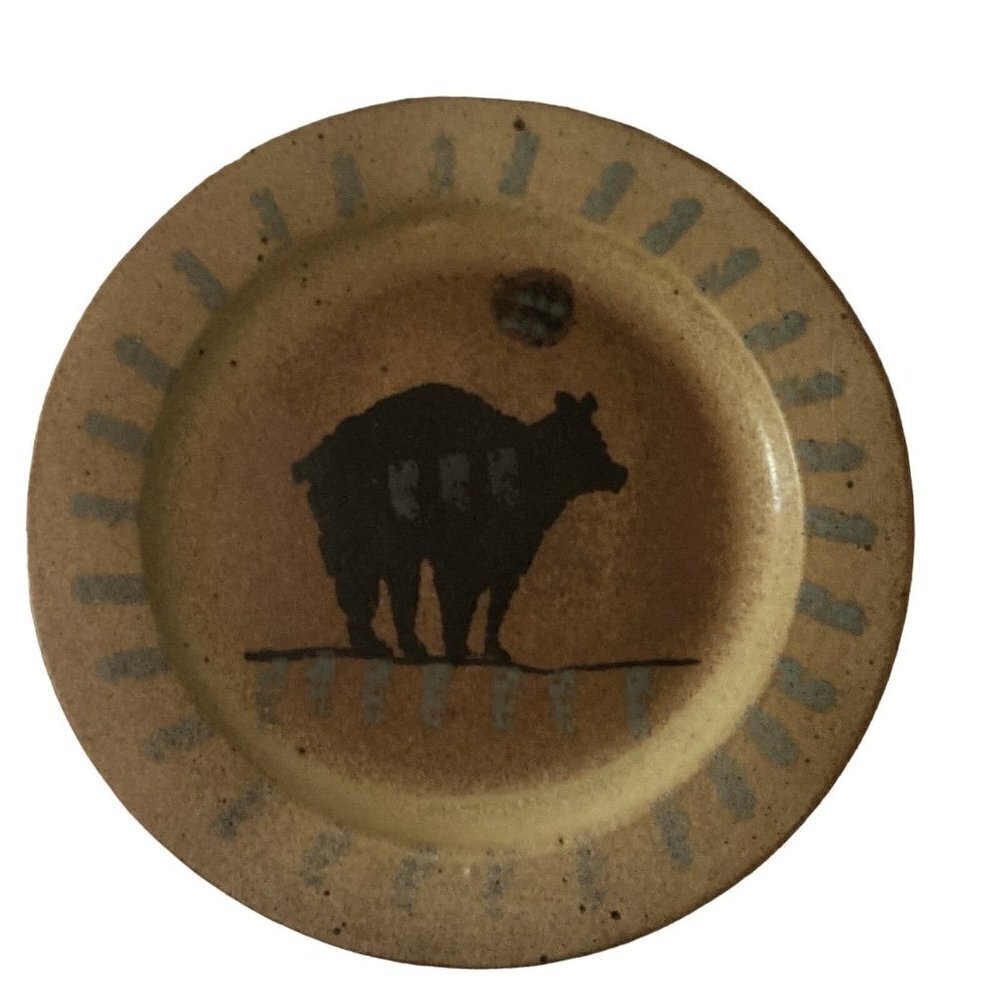 Michael Schlyer 1997 Flat Earth Pottery Southwestern Style Black Bear Plate 8"